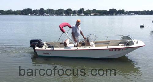 Boston Whaler Newport ficha tecnica